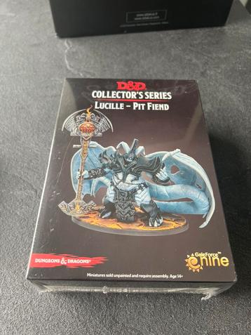 Dungeons & Dragons pit fiend beschikbaar voor biedingen