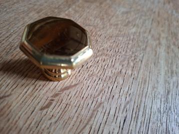 Meubelknoppen messing 45 stuks beschikbaar voor biedingen