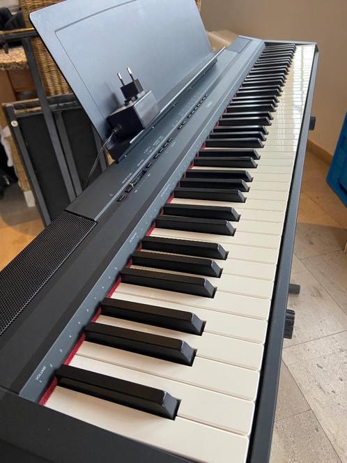 Piano numérique Yamaha P-115 + accessoires -580€, Muziek en Instrumenten, Piano's, Zo goed als nieuw, Piano, Zwart, Ophalen