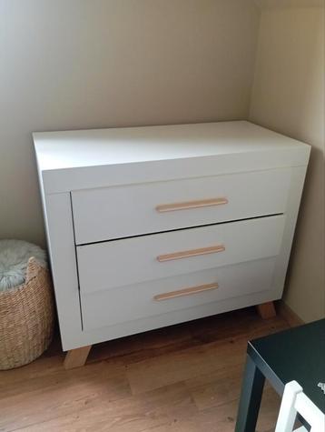 Commode kast Lisa beschikbaar voor biedingen