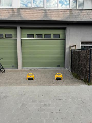 Grote garage/parkeerplaats te koop te Mariakerke Oostende beschikbaar voor biedingen