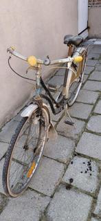 Oude damesfiets, Fietsen en Brommers, Ophalen, Gebruikt
