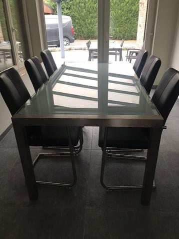 Table en acier inoxydable avec plateau en verre, Maison & Meubles, Tables | Tables à manger, Comme neuf, 100 à 150 cm, Enlèvement