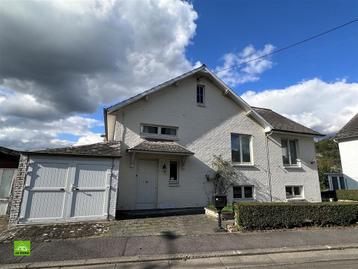 Maison à vendre à Yvoir, 3 chambres disponible aux enchères