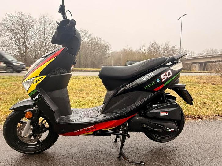 Scooter classe a, Vélos & Vélomoteurs, Scooters | Marques Autre, Comme neuf, Classe A (25 km/h), Essence, Enlèvement ou Envoi