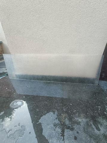 Plexiglasplaat  beschikbaar voor biedingen