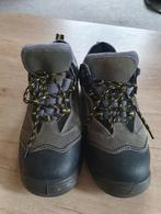 Werkschoenen maat 42, stalen neus,oliebestendige zolen, Doe-het-zelf en Bouw, Veiligheidskleding, Ophalen of Verzenden