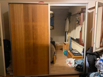 Kleerkast met spiegel schuifdeur H201 x B202 x 69D beschikbaar voor biedingen