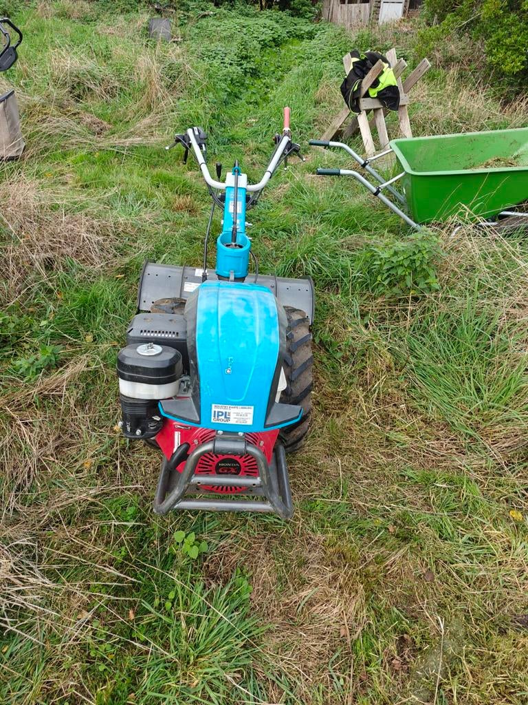 Motoculteur bertolini met aanbouwdelen, Enlèvement