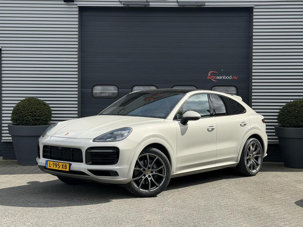 Porsche Cayenne Coupé 3.0 E-Hybrid | Sport Chrono | 360* Ca, Auto's, Porsche, Automaat, Cayenne, 14 kWh, Gebruikt