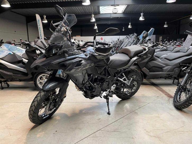 Benelli TRK 702 X [Fin.0%] [Promo], Motos, Motoren | Benelli, Entreprise, Autre, plus de 35 kW, 2 cylindres, ABS, Éclairage LED