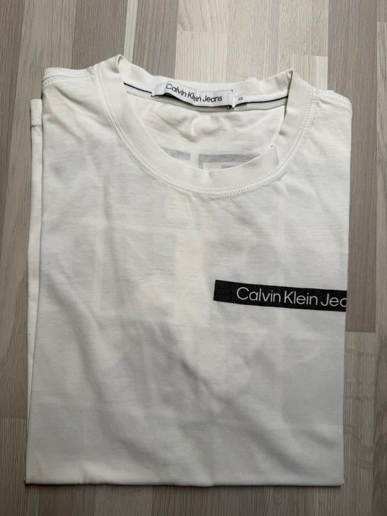 Calvin Klein Rectangulaire, Vêtements | Hommes, T-shirts, Enlèvement, Porté, Taille 46 (S) ou plus petite, Blanc
