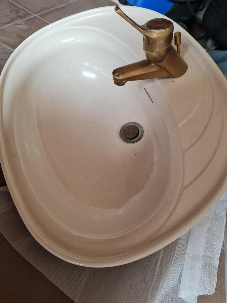 Beige gespikkelde Keramiek lavabo, Ophalen