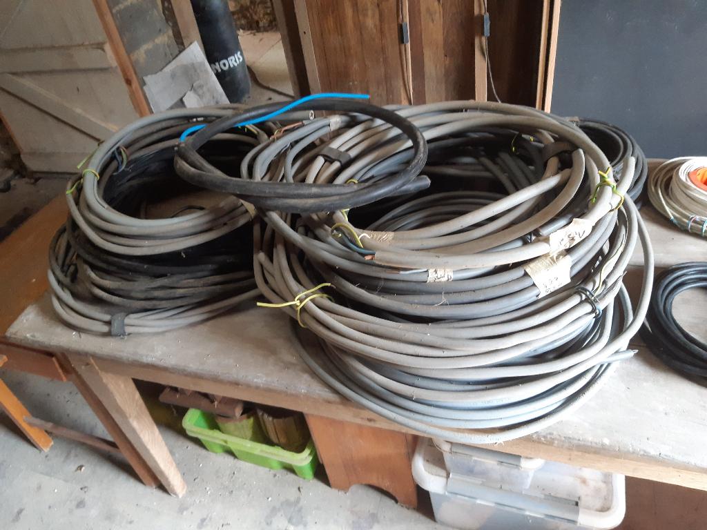 chutes de câbles pour installation électrique, Bricolage & Construction, Électricité & Câbles, Enlèvement, Neuf, Câble ou Fil électrique