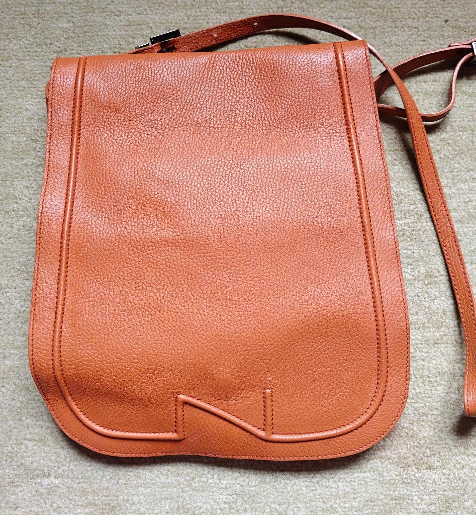 Oranje lederen Crossbody handtas Nathan, Handtassen en Accessoires, Tassen | Damestassen, Ophalen of Verzenden, Zo goed als nieuw