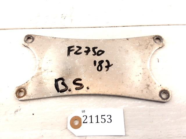 FZ750 1985 - 1991 Yamaha Beugel Beugel spatbord D1-39039, Motos