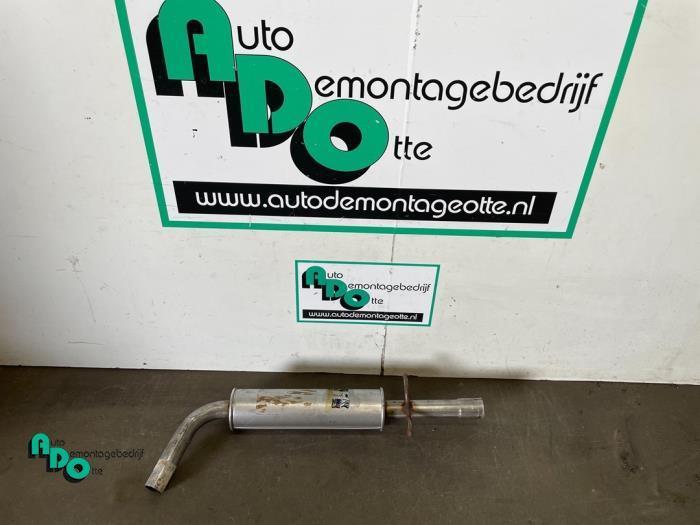Echappement silencieux central d'un Volkswagen Golf (Golf 97, Autos : Pièces & Accessoires, Systèmes d'échappement, Volkswagen