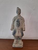 Beeldje van Chinese soldaat (terracotta leger-stijl) - 22cm, Enlèvement ou Envoi, Utilisé