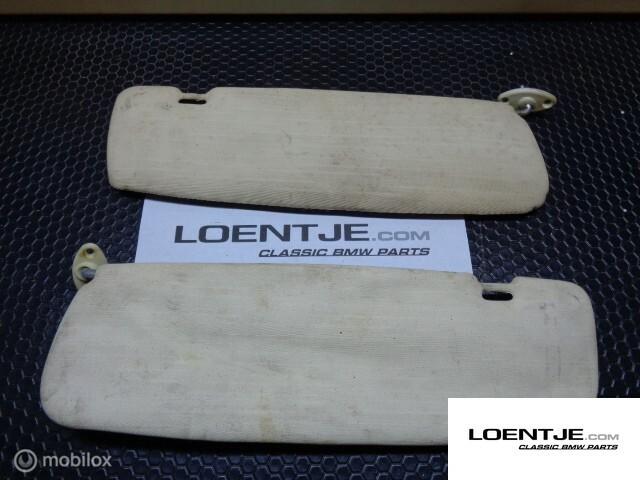 Zonneklep BMW 02-serie 1502 1602 1802 2002 tii etc, Auto-onderdelen, Interieur en Bekleding, BMW, Gebruikt, Ophalen of Verzenden