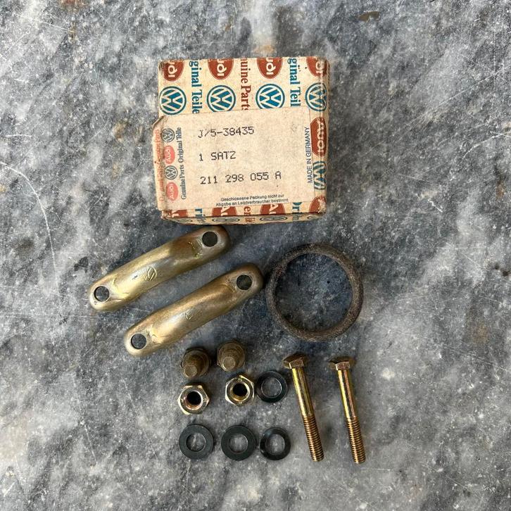 Kit d'échappement VW Bay Bus NOS 72-79, Autos : Divers, Accessoires de voiture, Comme neuf, Enlèvement ou Envoi