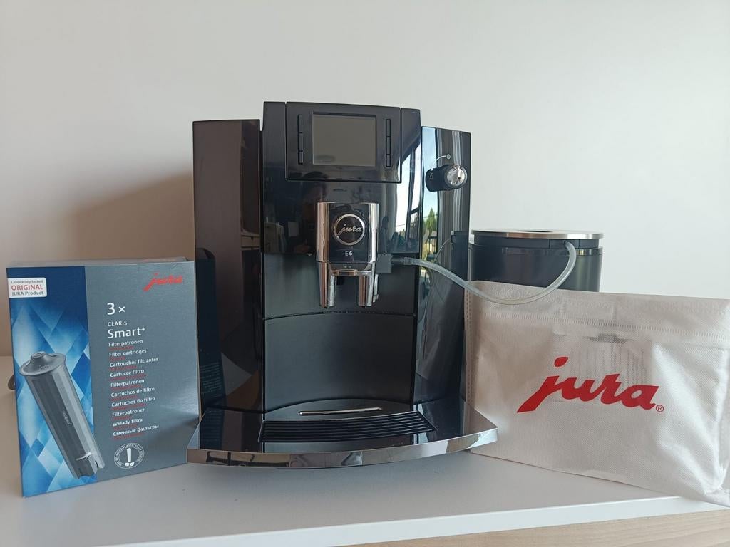 Jura E6 piano black met melkopschuimer, Elektronische apparatuur, Ophalen