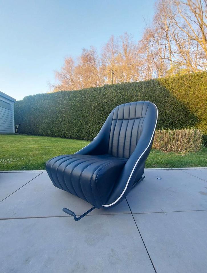 Oldtimerstoel in nieuwstaat, Auto's, Oldtimers, Particulier, Zwart, Zwart, Ophalen