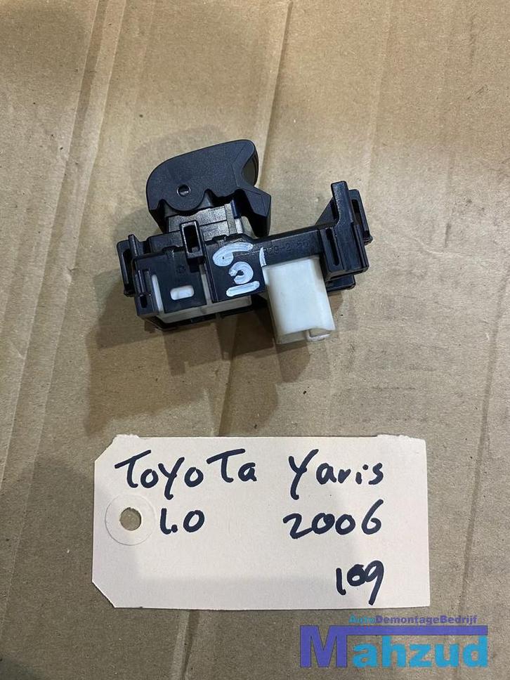 TOYOTA YARIS P9 Raam schakelaar enkel 8292166, Auto-onderdelen, Dashboard en Schakelaars, Toyota, Gebruikt