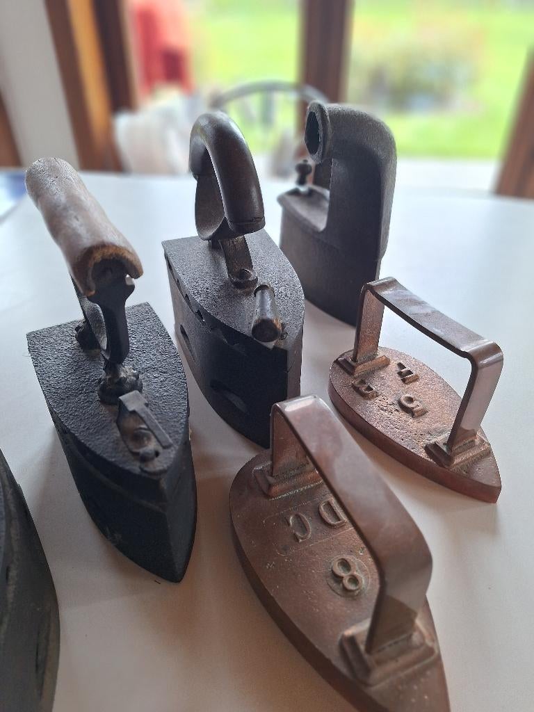 Oud strijkijzer, Antiek en Kunst, Ophalen