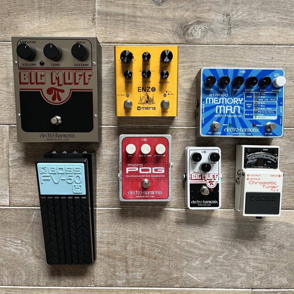 Lot de pédales de guitare : EHX - Meris - BOSS, Musique & Instruments, Effets, Utilisé, Distortion, Overdrive ou Fuzz, Volume