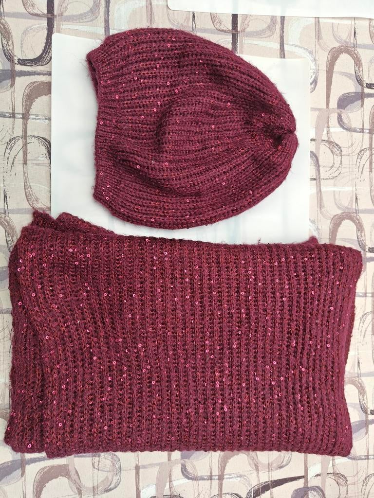 Muts met bijhorende sjaal, Ophalen of Verzenden, Muts