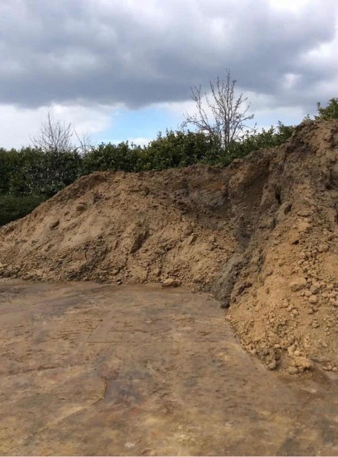 Gratis zuivere aanvulgrond geleverd zaterdag 18/04, Ophalen