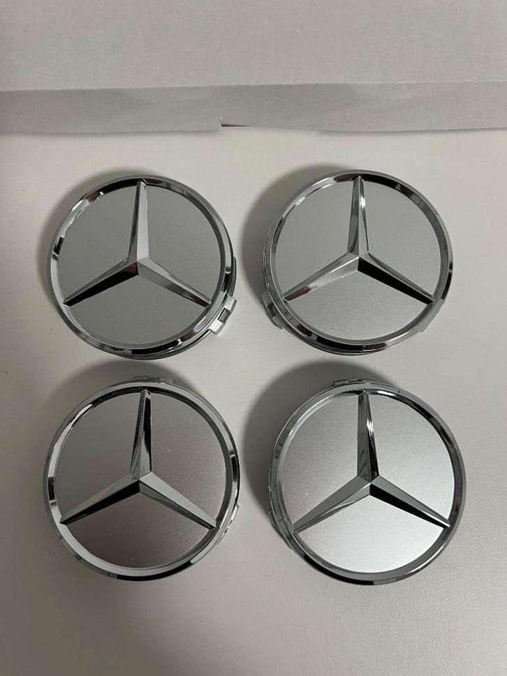 Mercedes Naafdoppen 75mm Set van 4 Velgdoppen centre cap AMG, Auto diversen, Wieldoppen, Nieuw, Verzenden