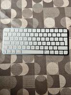 Apple Magic Keyboard met Touch ID in nieuwstaat, Computers en Software, Ophalen of Verzenden, Zo goed als nieuw, Draadloos