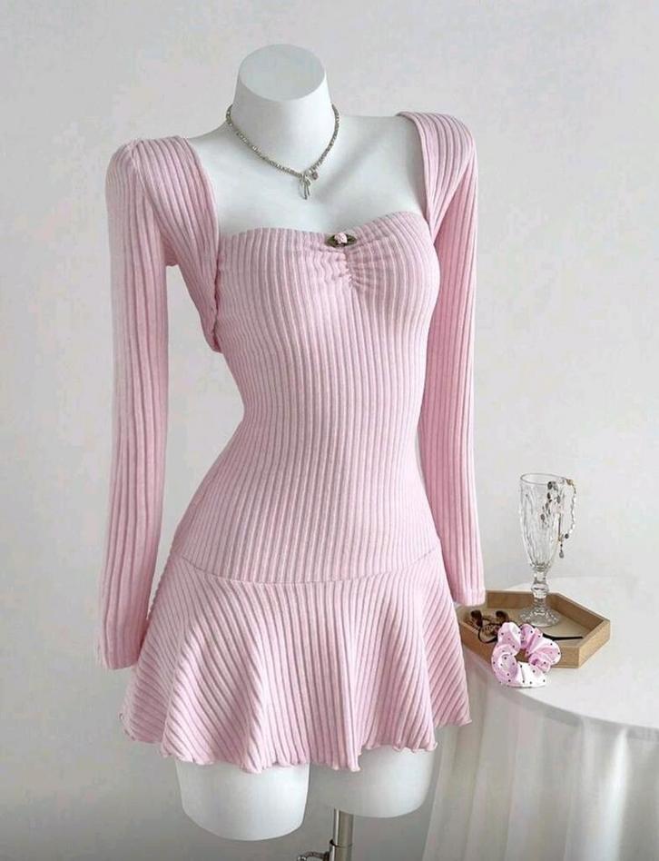 Ensemble rose en maille, robe avec gilet court manches longu, Vêtements | Femmes, Robes, Neuf, Taille 36 (S), Rose, Au-dessus du genou