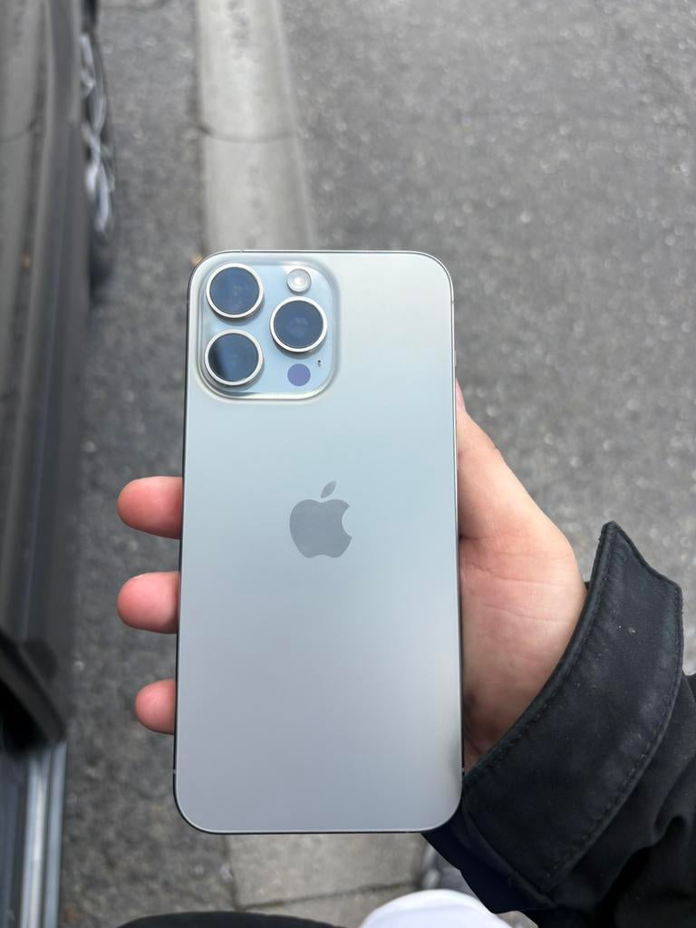 Iphone 15 pro max 512 gb grijs, Ophalen, Zo goed als nieuw, IPhone 15, Grijs