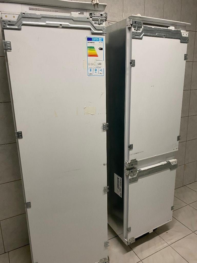 inbouwkoelkast/diepvries, Enlèvement, Comme neuf, Avec congélateur séparé, Classe énergétique A ou plus économe