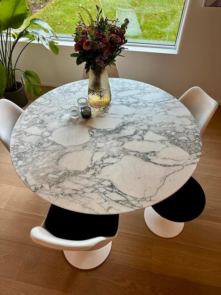 Originele Knoll Saarinen Tulip dining table rond 4-6 pers., Huis en Inrichting, Tafels | Eettafels, Zo goed als nieuw, Rond, Ophalen