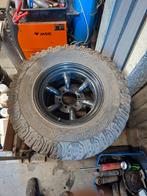 Toyota/Nissan velgen met Toyo MT 235 75 16, Ophalen