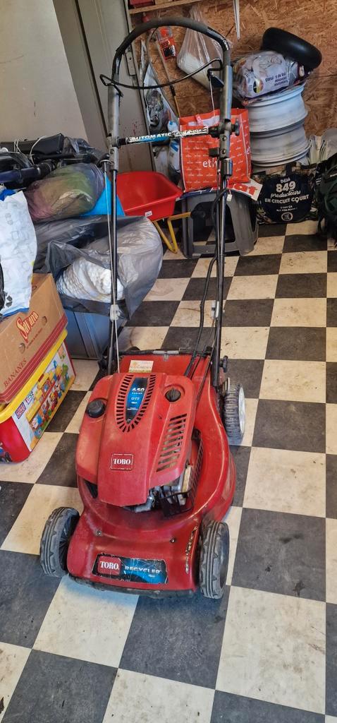 Tondeuse toro pour pieces, Jardin & Terrasse, Tondeuses à gazon, Utilisé, Tondeuses à gazon à essence, Enlèvement