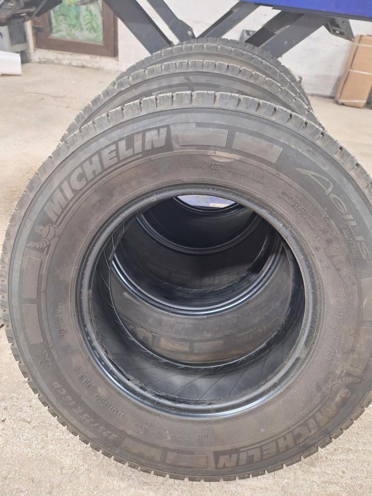 225 75 16 116Q Michelin Aglilis Camper, Enlèvement