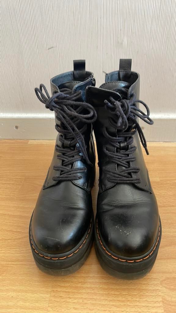 Zwarte veterlaarsjes/schoenen 37, Ophalen of Verzenden, Gedragen, Zwart