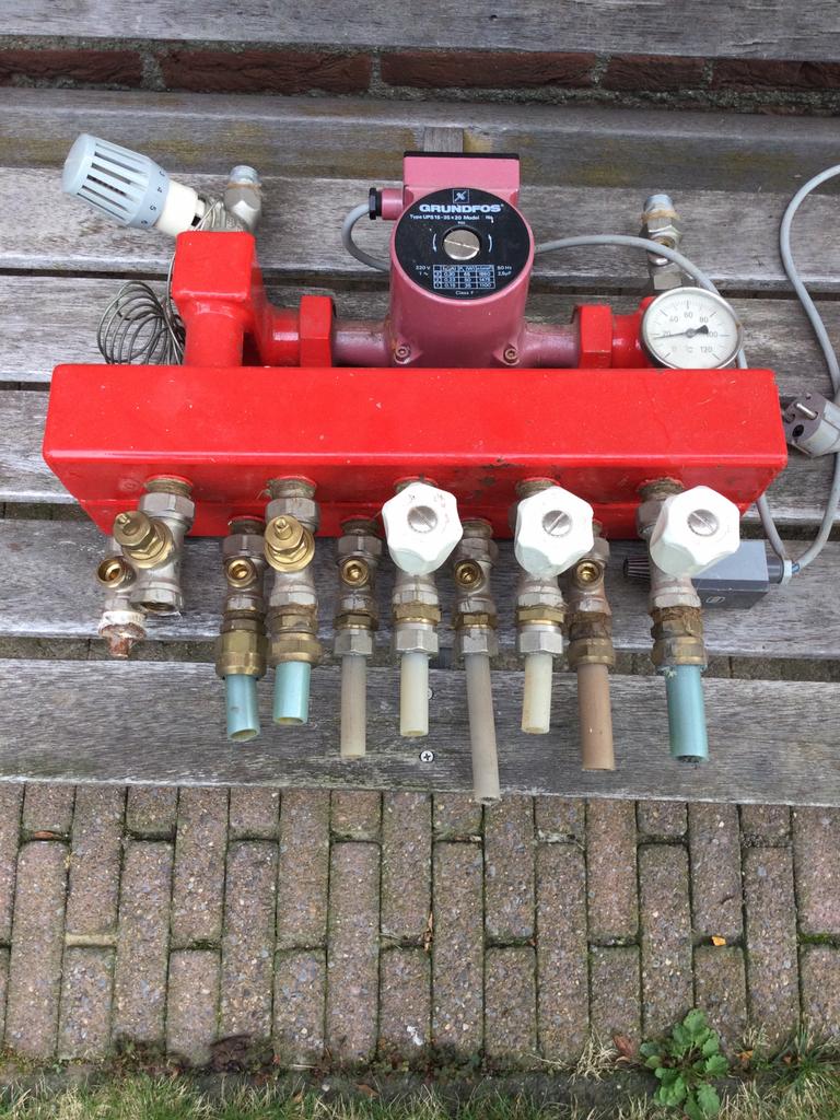 Verdeler vloerverwarming, Ophalen, Gebruikt