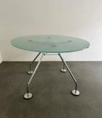 Table Nomos de Norman Foster, Enlèvement, Comme neuf