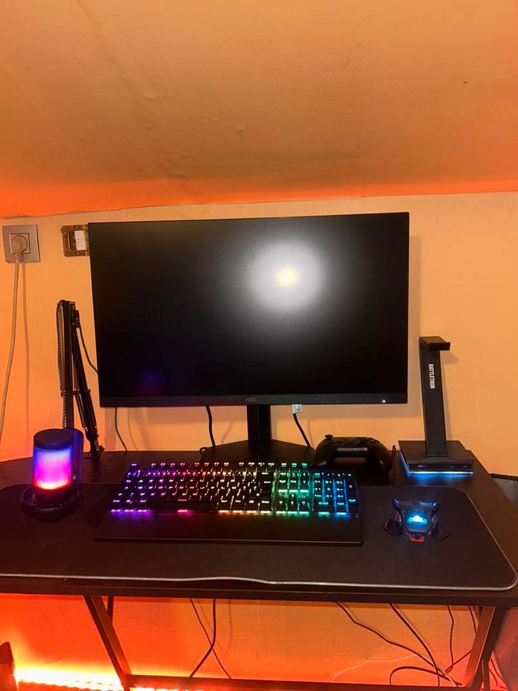 Complete Gaming Setup te Koop – Direct klaar voor gebruik, Computers en Software, Desktop Pc's, Zo goed als nieuw, Ophalen