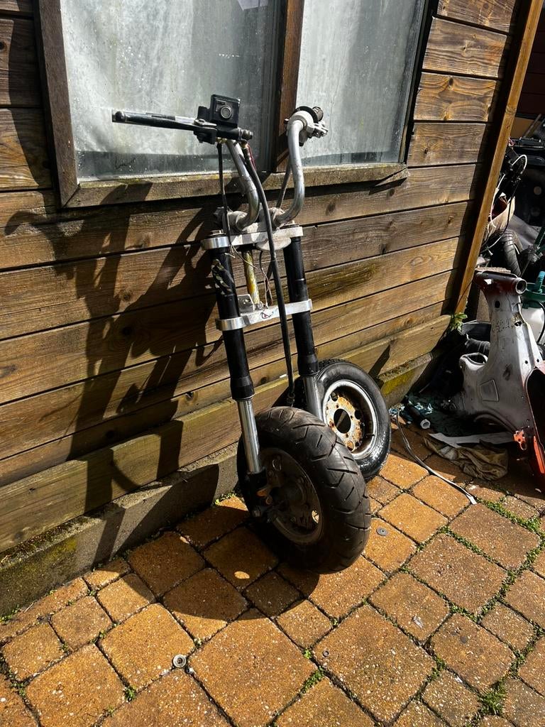 Usd voorvork, Fietsen en Brommers, Ophalen