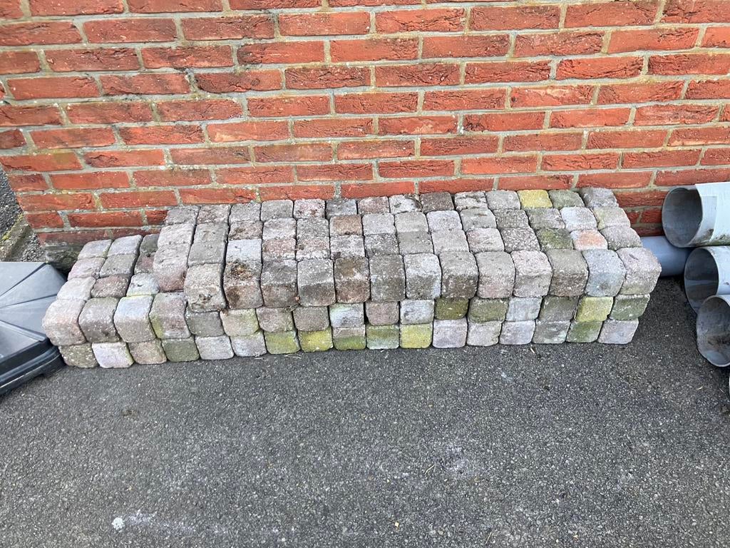 Gratis Klinkers 8x8 191 stuks, Béton, Enlèvement, Utilisé, Briques
