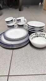 Volledig servies, Caravans en Kamperen, Kampeeraccessoires, Ophalen of Verzenden, Gebruikt