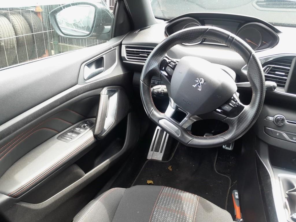 VOLANT DIRECTION Peugeot 308 SW (L4 / L9 / LC / LJ / LR), Utilisé, Peugeot