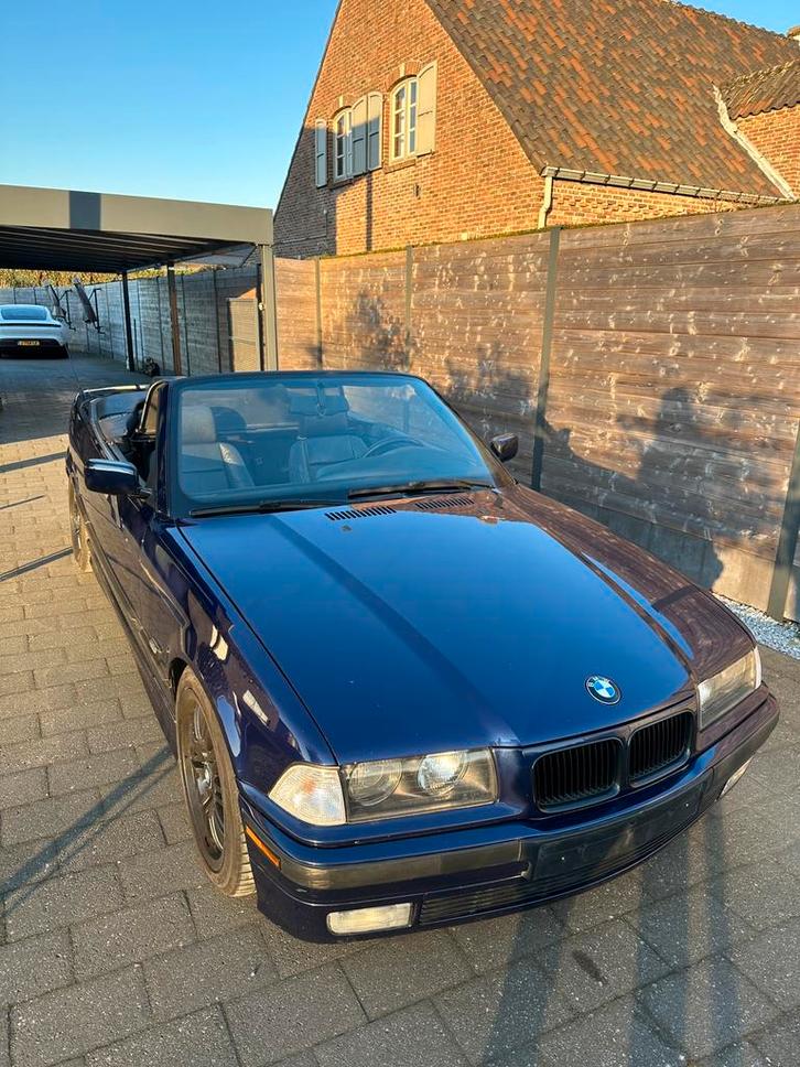 BMW 325 i E36 Cabriolet 1994 Automaat Hardtop, Auto's, BMW, Particulier, 3 Reeks, Bluetooth, Benzine, Cabriolet, 3 deurs, Automaat