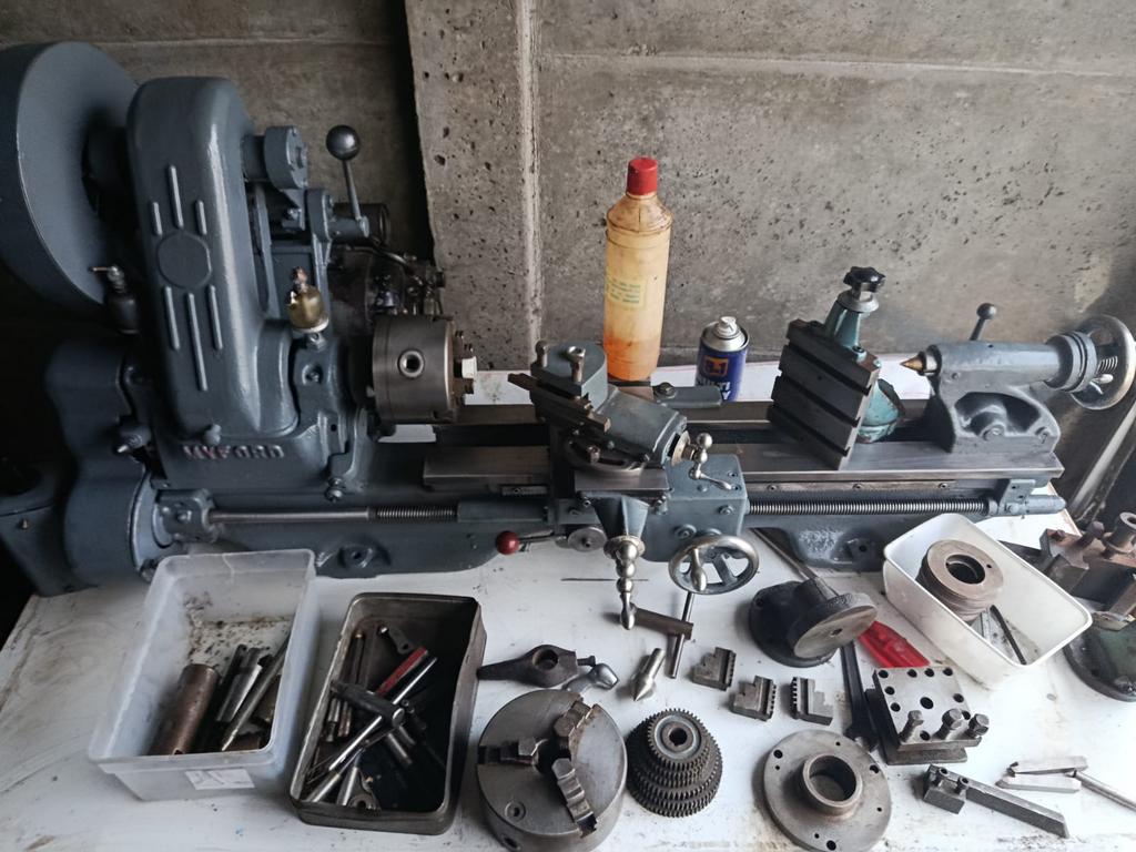 Myford ml draaibank. Metaal  met veel toebehoren, Ophalen, Gebruikt, Metaaldraaibank, Minder dan 500 mm